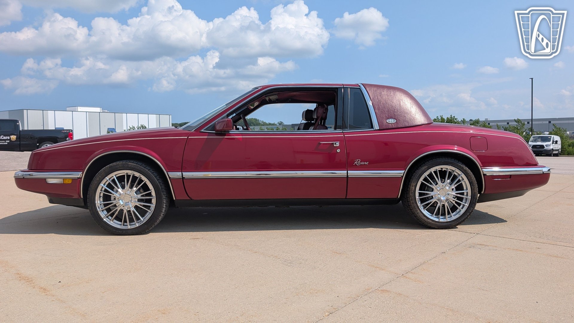 Used 1990 Buick Riviera Coupe FWD image 7