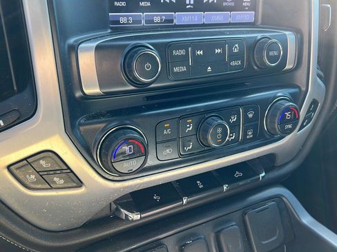 Used 2018 GMC Sierra 1500 SLT w/ SLT Premium Package RWD image 21