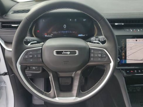 New 2026 Jeep Grand Cherokee Limited image 32