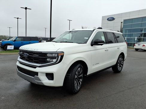 New 2025 Ford Expedition Platinum w/ Driver's Package image 7