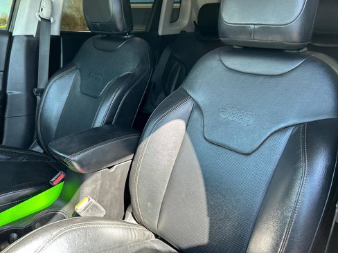 Used 2021 Jeep Compass Limited AWD/4WD image 20