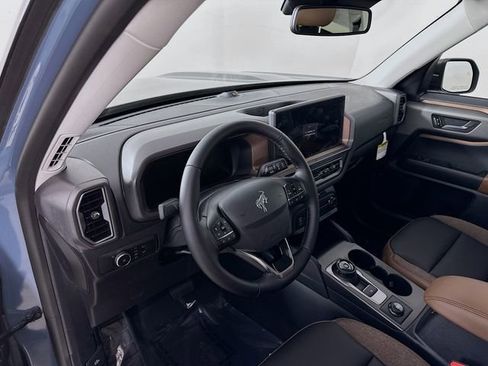 New 2026 Ford Bronco Sport Outer Banks image 9