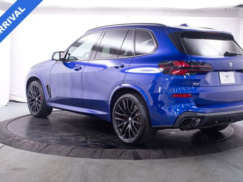 Used 2025 BMW X5 M60i w/ Climate Comfort Package image 5