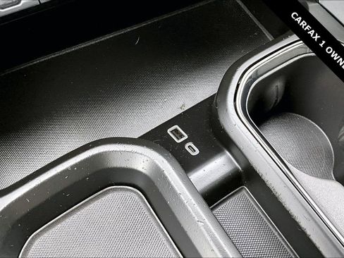 Used 2024 GMC Sierra 2500 AT4X image 16