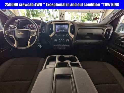 Used 2022 Chevrolet Silverado 2500 LT AWD/4WD image 14