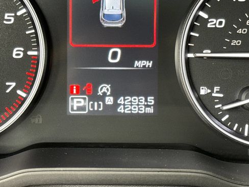 Certified 2025 Subaru Crosstrek 2.5i Premium AWD/4WD image 28