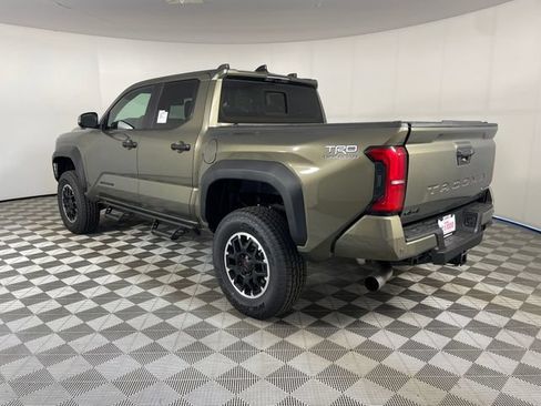 New 2026 Toyota Tacoma TRD Off-Road AWD/4WD image 8