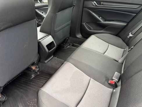 Used 2018 Honda Accord LX image 8