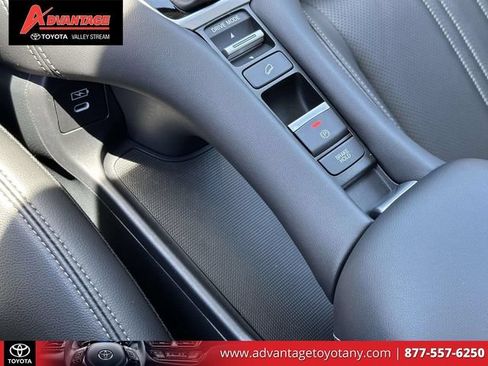Used 2024 Honda HR-V EX-L image 35