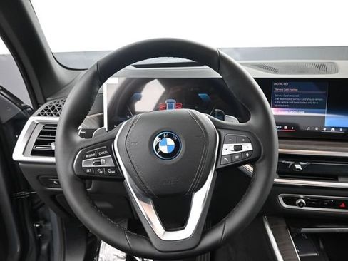 New 2026 BMW X5 xDrive50e AWD/4WD image 13