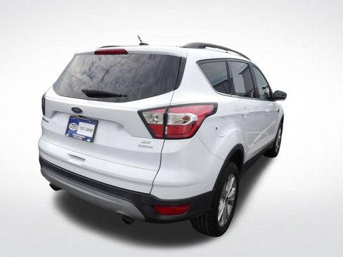 Used 2018 Ford Escape SE FWD image 14
