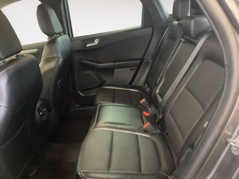 Used 2025 Ford Escape Platinum AWD/4WD image 13
