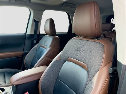 Used 2023 Ford Bronco Sport Outer Banks w/ Tech Package image 21