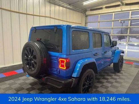 Used 2024 Jeep Wrangler Unlimited Sahara image 3