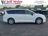 New 2025 Chrysler Voyager LX image 3