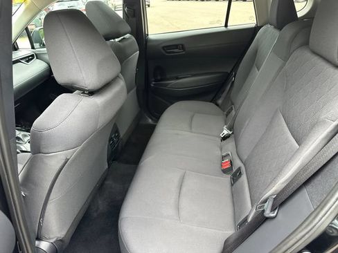 Used 2024 Toyota Corolla Cross LE w/ Moonroof Package AWD/4WD image 18