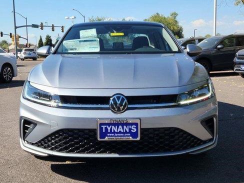 New 2025 Volkswagen Jetta SE image 7