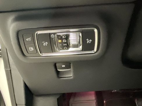 New 2024 Lincoln Nautilus Reserve w/ Jet Appearance Package (87T) image 27