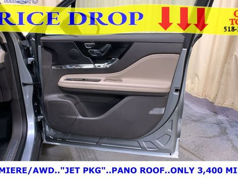 Used 2024 Lincoln Corsair AWD w/ Equipment Group 101A image 11