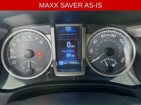 Used 2017 Toyota Tacoma SR5 AWD/4WD image 23