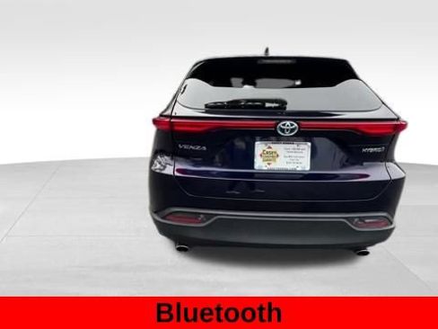 Used 2021 Toyota Venza LE w/ Carpet Mat Package (TMS) AWD/4WD image 5