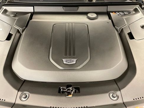 Used 2024 Cadillac Lyriq Luxury RWD image 28