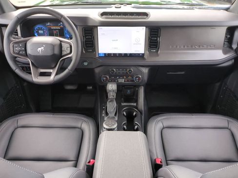 New 2025 Ford Bronco Badlands image 15