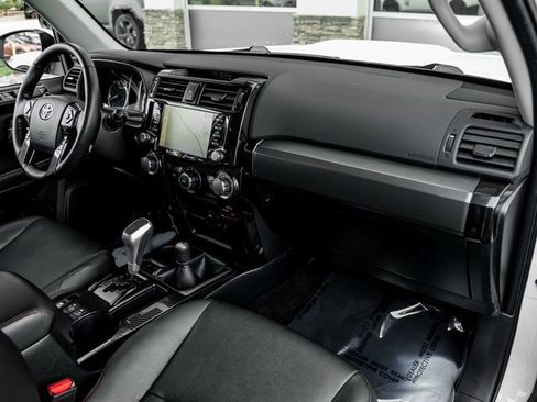 Used 2023 Toyota 4Runner TRD Off-Road Premium image 28