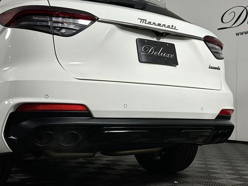 Used 2022 Maserati Levante Modena image 26