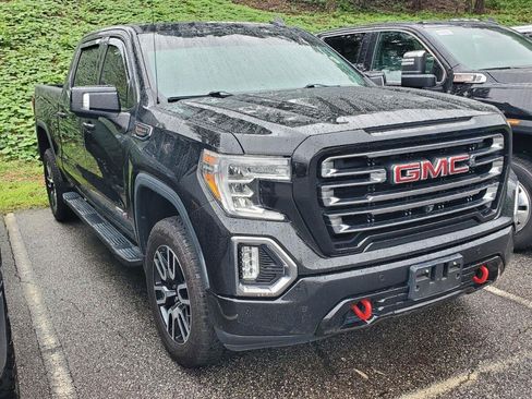 Used 2020 GMC Sierra 1500 AT4 w/ AT4 Premium Package AWD/4WD image 2