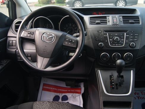 Used 2012 MAZDA MAZDA5 Sport image 6