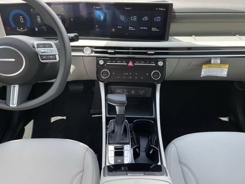 New 2026 Hyundai Tucson SEL Plus FWD image 18