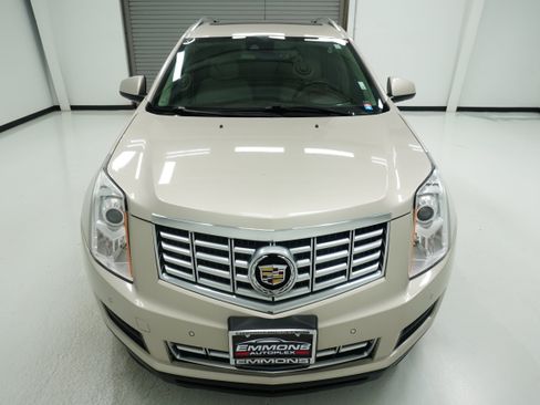 Used 2015 Cadillac SRX Luxury w/ Driver Awareness Package image 2