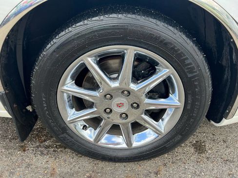 Used 2011 Cadillac DTS Luxury image 26