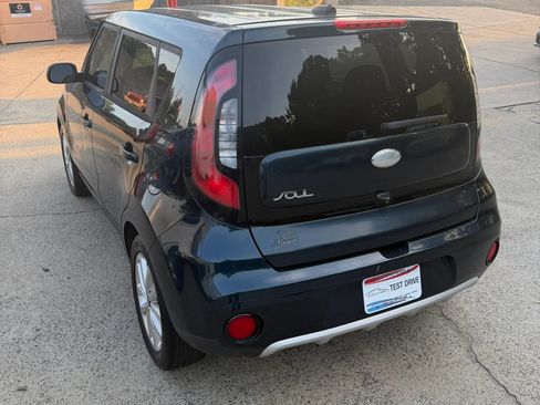 Used 2017 Kia Soul + FWD image 3