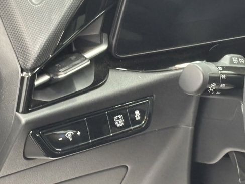 Used 2023 Kia Niro EX image 14