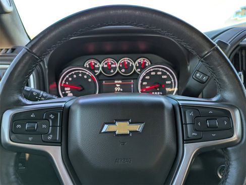 Used 2020 Chevrolet Silverado 1500 LTZ w/ LTZ Premium Package image 28