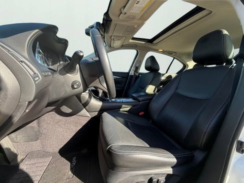 Used 2022 INFINITI Q50 Luxe w/ Cargo Package image 12