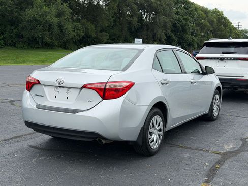 Used 2019 Toyota Corolla LE FWD image 7