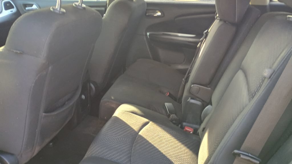 Used 2020 Dodge Journey SE FWD image 21