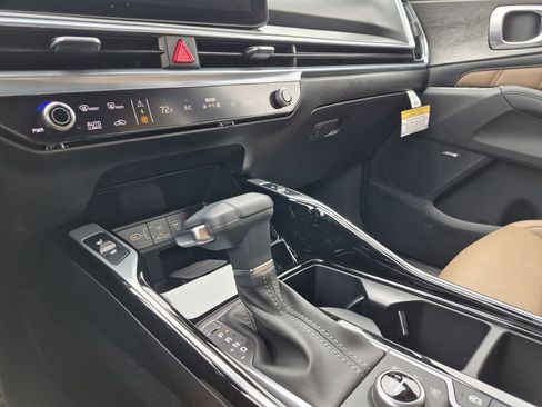 New 2026 Kia Sorento SX Prestige AWD/4WD image 9