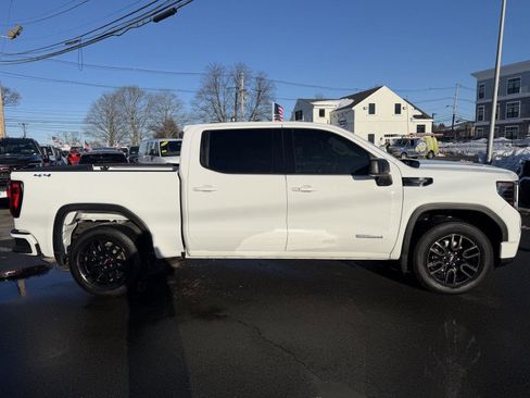 Certified 2022 GMC Sierra 1500 Elevation image 9