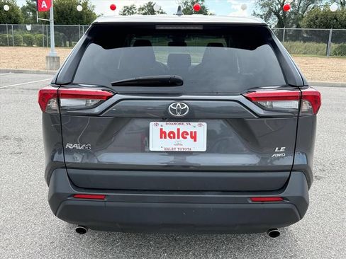 Certified 2025 Toyota RAV4 LE AWD/4WD image 6