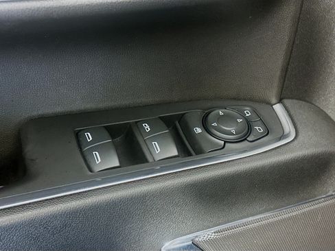Used 2024 Chevrolet Silverado 1500 LT AWD/4WD image 15