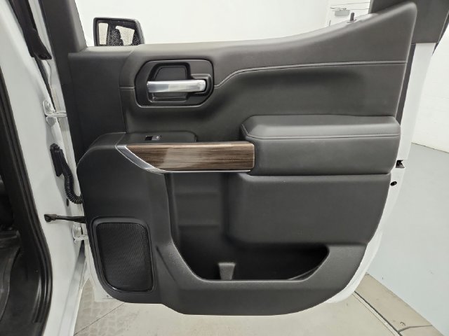 Used 2020 Chevrolet Silverado 1500 RST w/ True North Edition AWD/4WD image 35