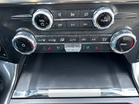 Certified 2022 Ford F150 Lariat w/ Max Trailer Tow Package image 30