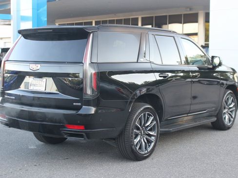 Used 2023 Cadillac Escalade Sport AWD/4WD image 7