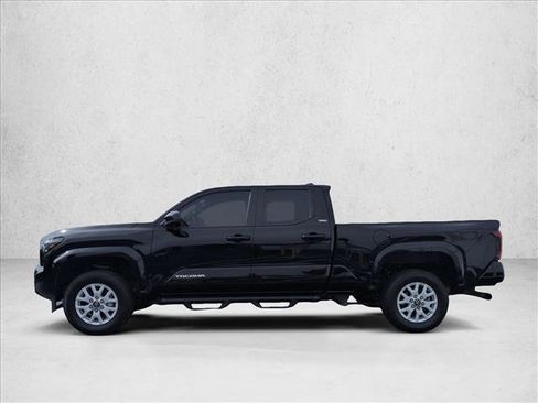 Used 2024 Toyota Tacoma SR5 image 9