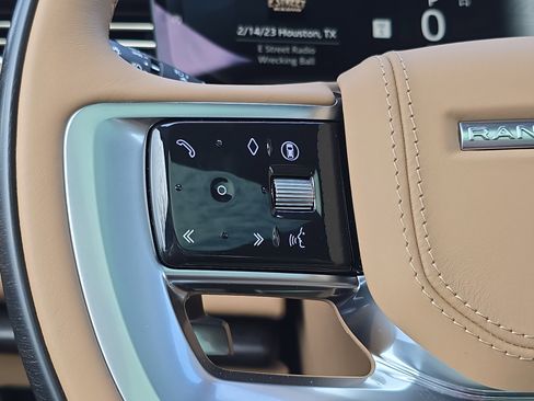 New 2026 Land Rover Range Rover Long Wheelbase SE image 17