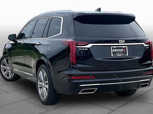 Used 2024 Cadillac XT6 Premium Luxury FWD image 11
